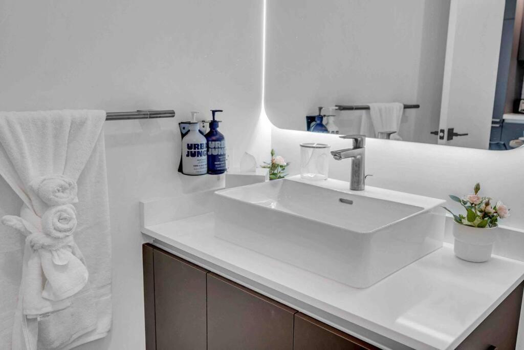 Breathtaking 1Br In The Heart Miamiアパートメント エクステリア 写真